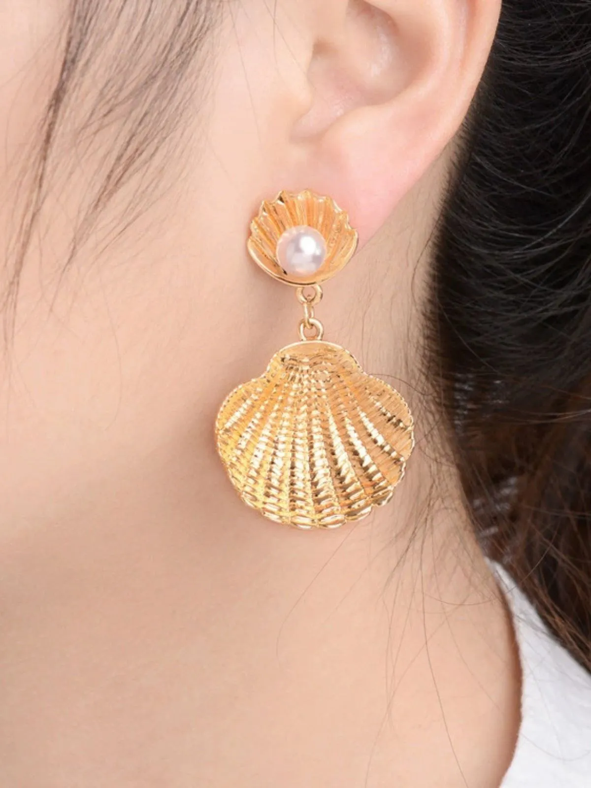 White Pearl Shell Earrings sold by Retro Stage product image thumbnail 2