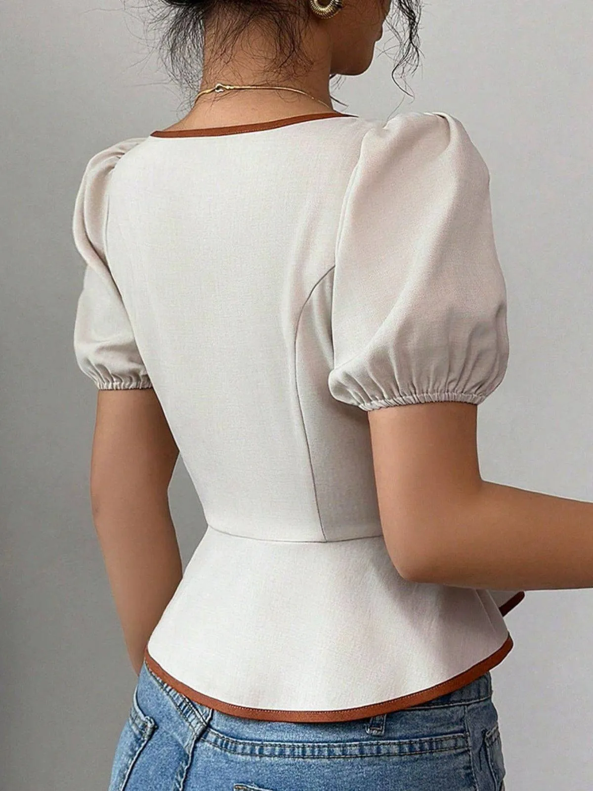White 1950s Puff Sleeves Waist Top sold by Retro Stage product image thumbnail 4