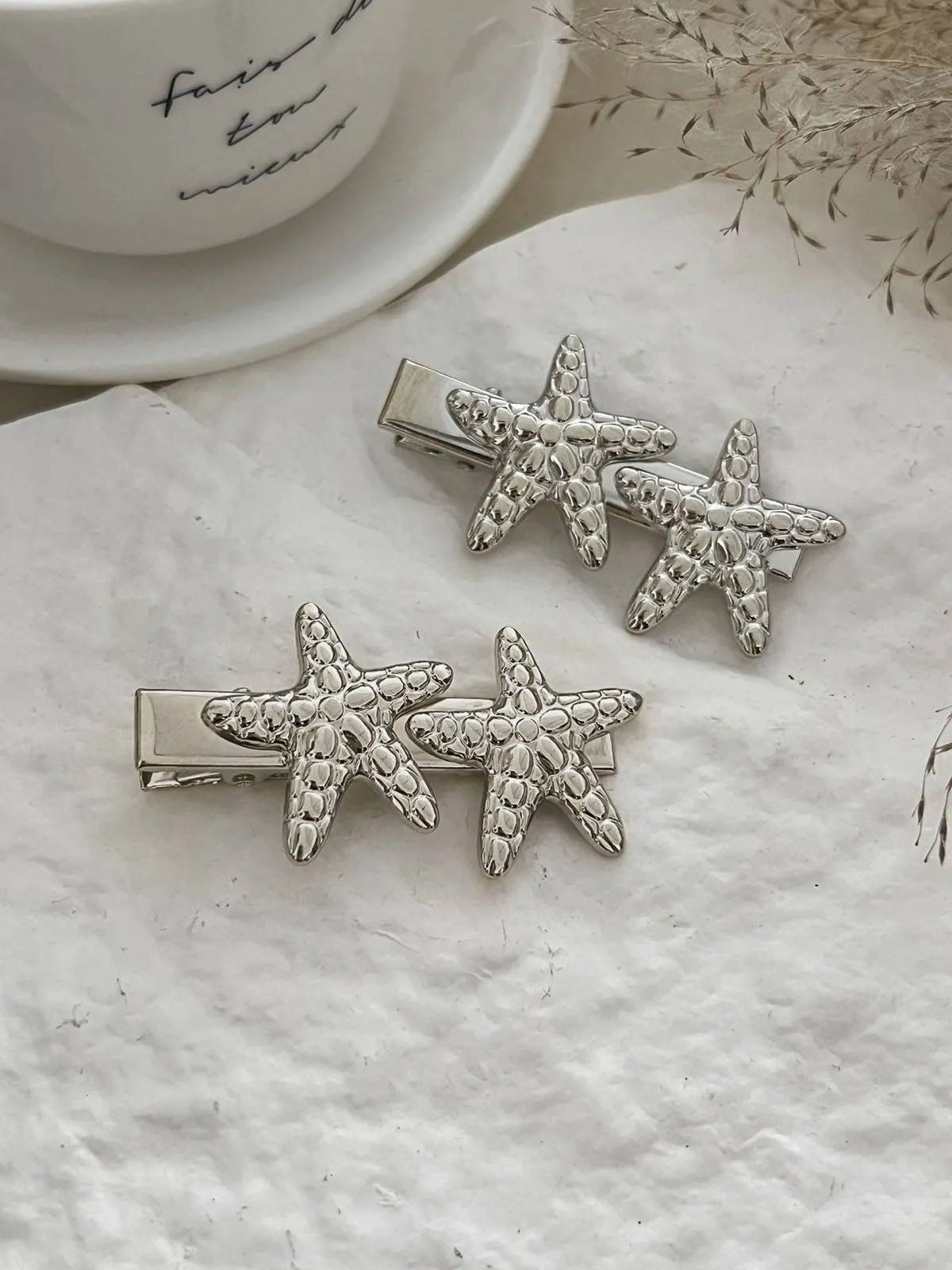 Vintage 3D Starfish Metal Hairpin sold by Retro Stage product image thumbnail 5
