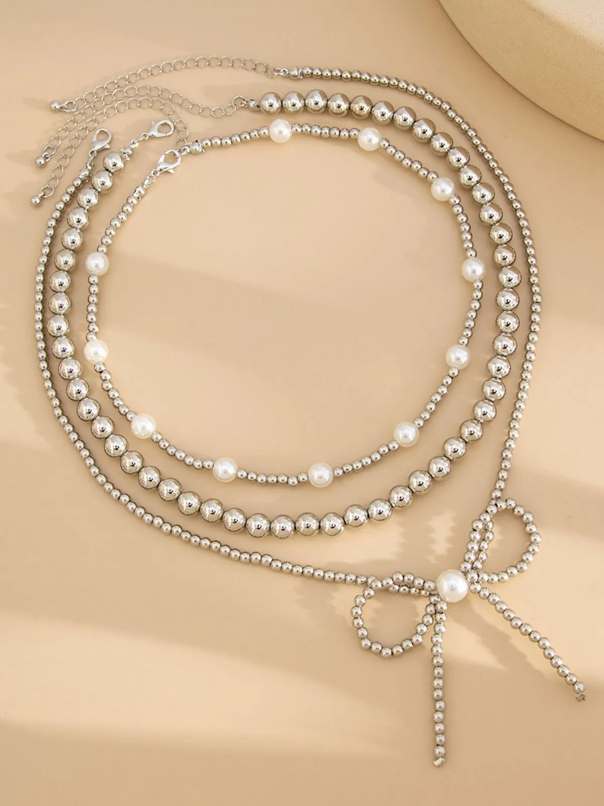 Retro Pearl Beads Bow Layered Necklace sold by Retro Stage product image thumbnail 2