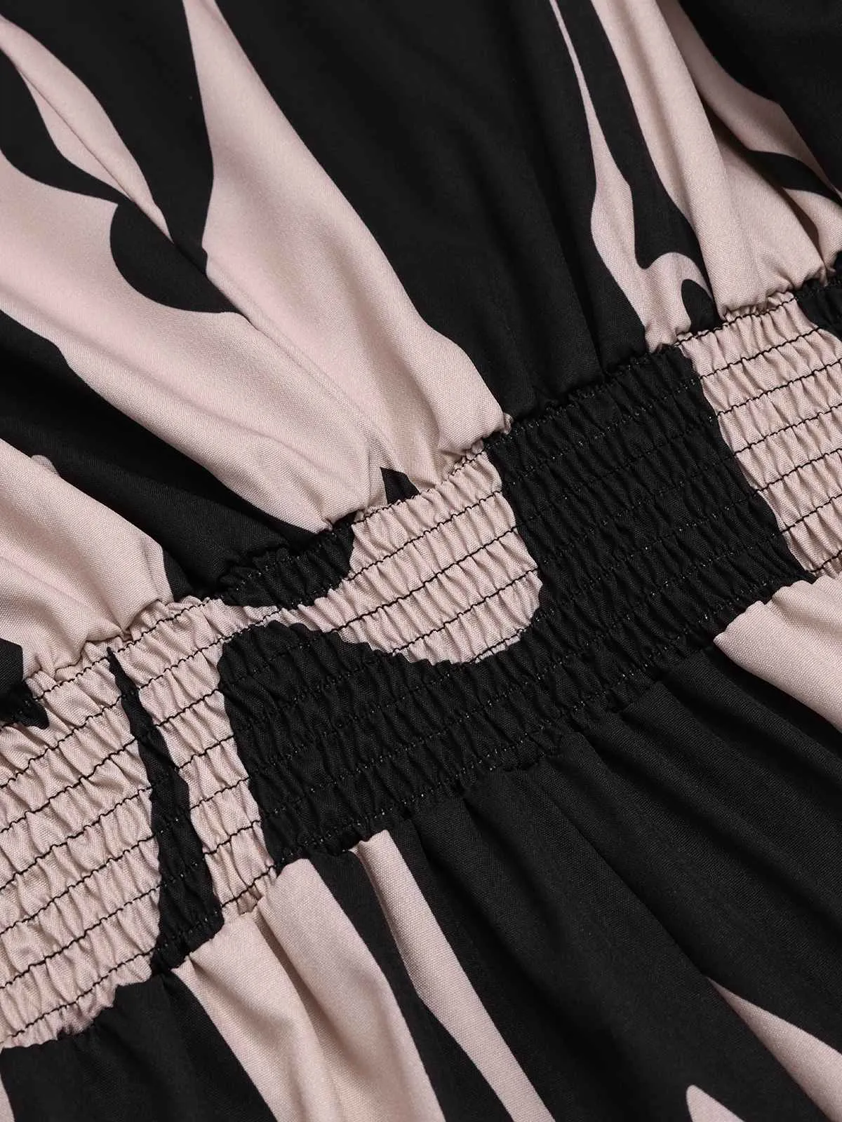 Multicolor 1940s Surplice V-Neck Printed Batwing Romper sold by Retro Stage product image thumbnail 3