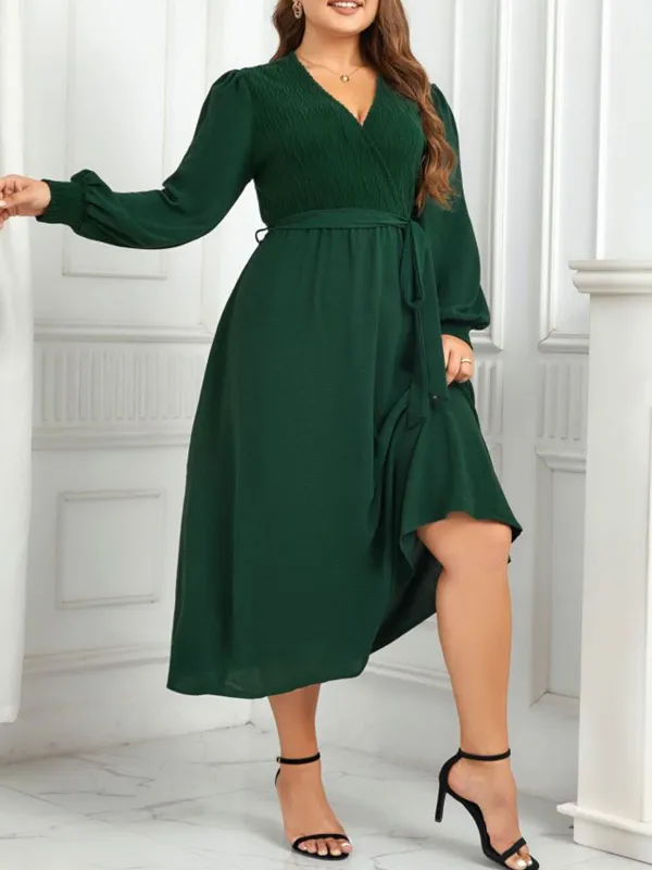 [Plus Size] Green 1940s V-Neck Solid Belted Dress sold by Retro Stage
