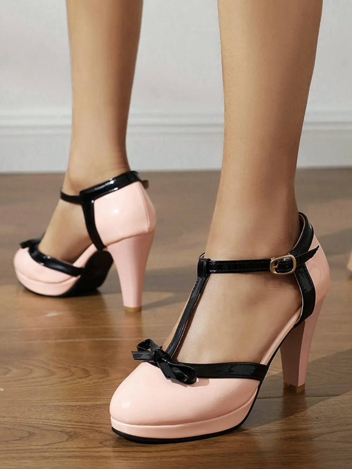 Leather Bow Round Toe Buckle T-Strap Heels sold by Retro Stage product image thumbnail 3