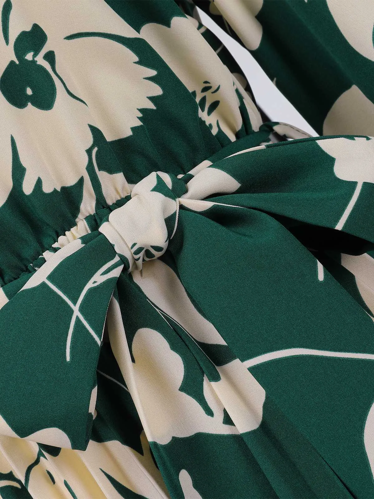 1940s Floral Belted Pleated Dress sold by Retro Stage product image thumbnail 4