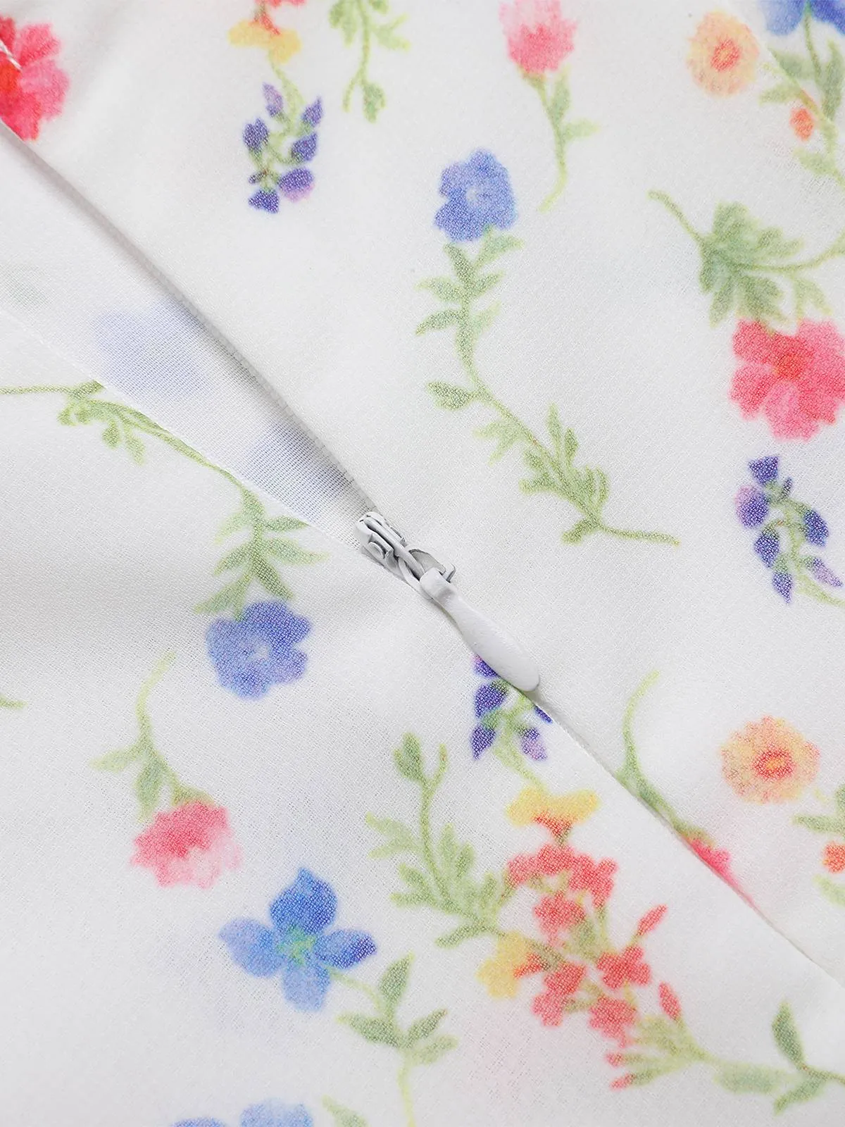 White 1960s Square Neck Puff Ditsy Floral Dress sold by Retro Stage product image thumbnail 5