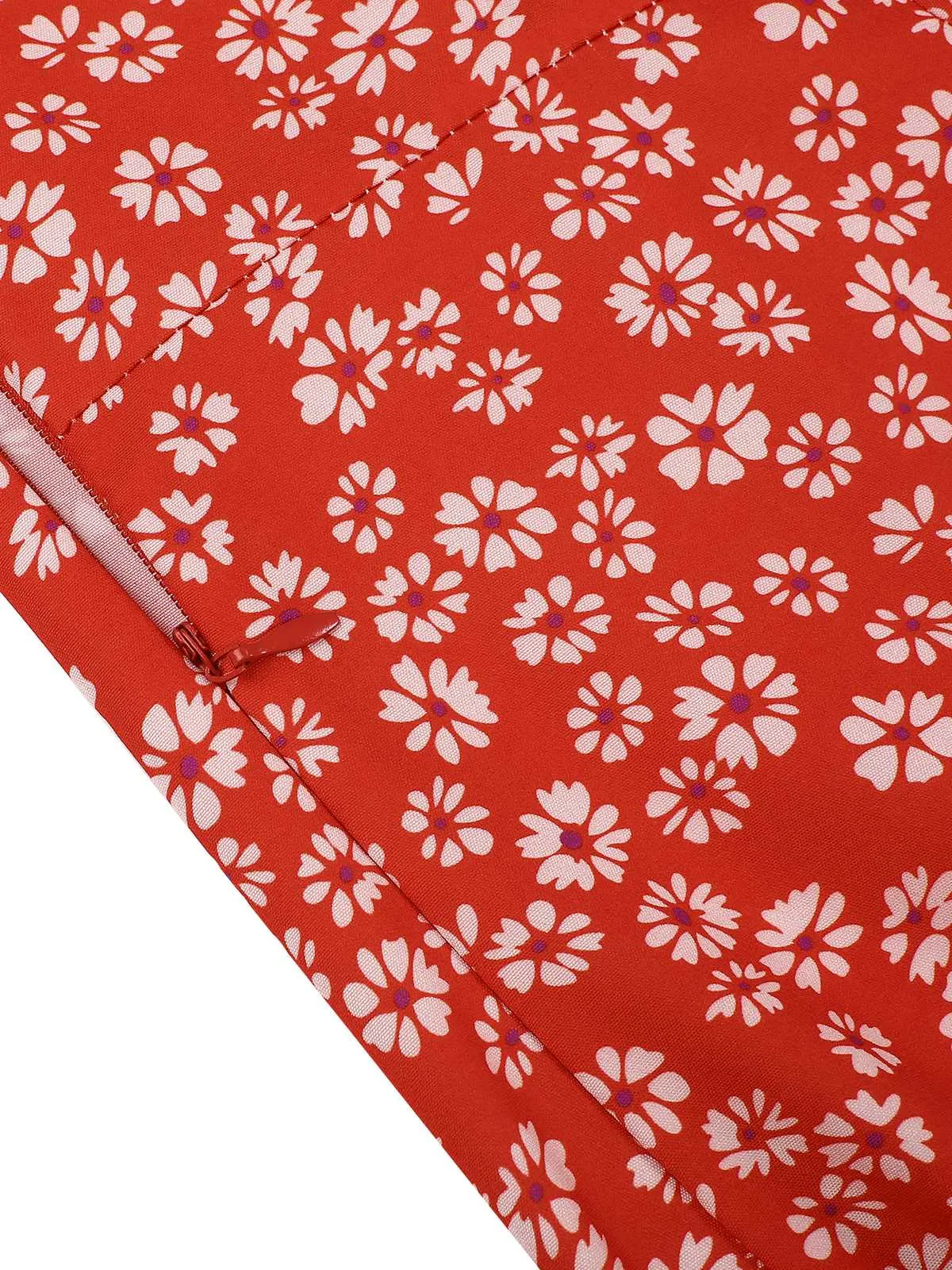 Red 1940s Sweetheart Neck Ditsy Floral Slit Dress sold by Retro Stage product image thumbnail 4