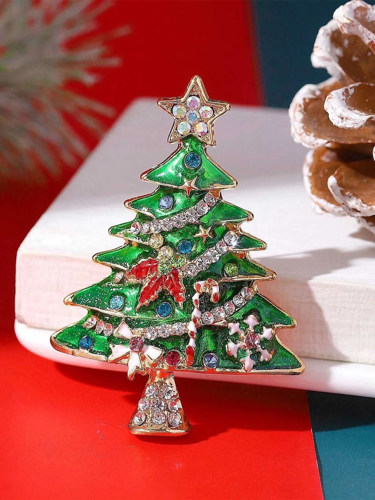 Christmas Tree Star Rhinestones Hairpin sold by Retro Stage product image thumbnail 3