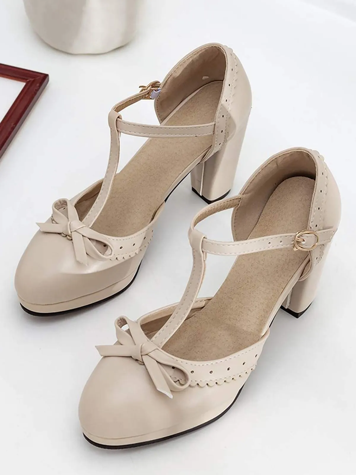 Retro Bow T-Strap High Heels Shoes sold by Retro Stage product image thumbnail 3