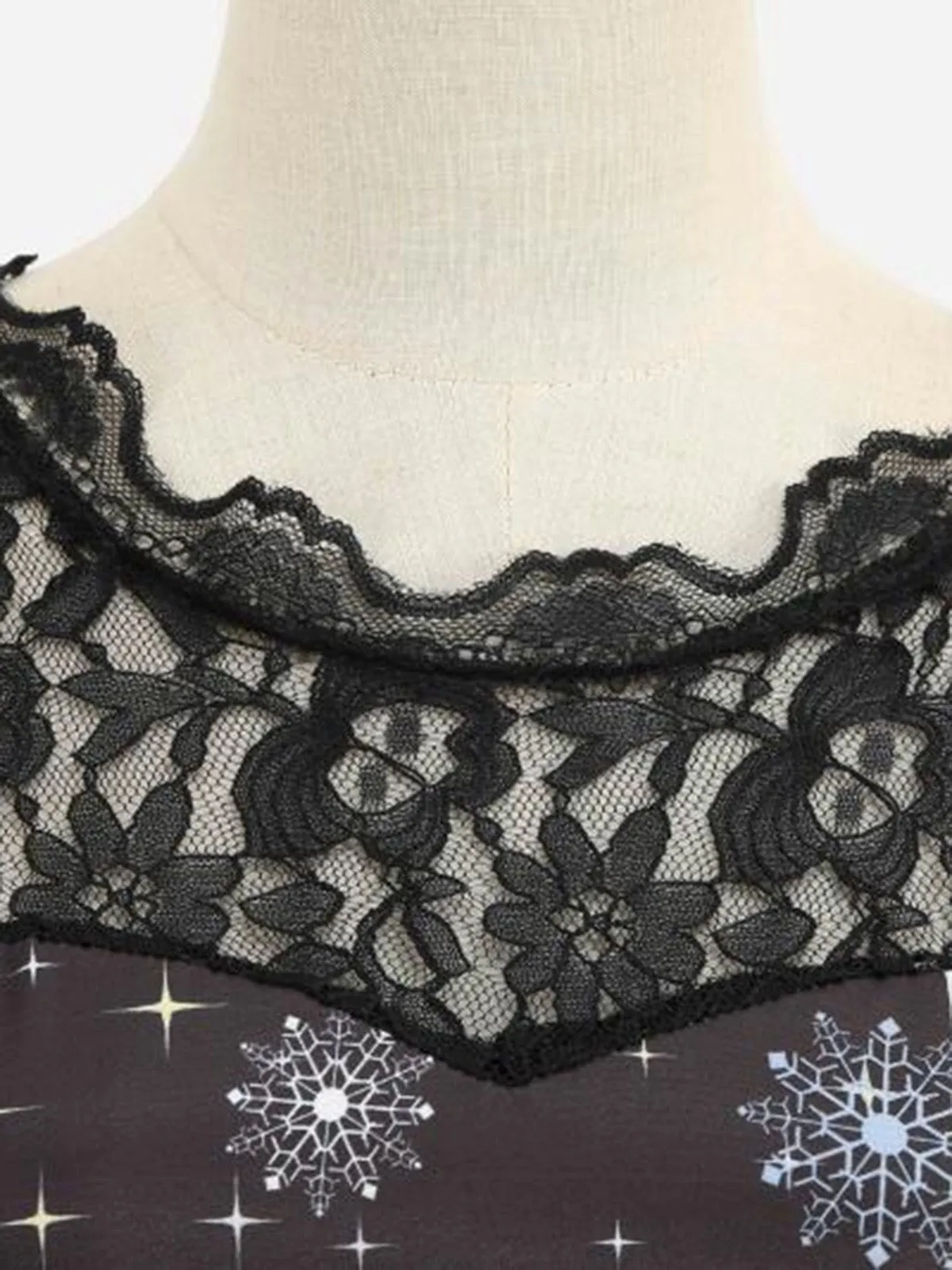 Black 1950s Santa Claus Lace Patchwork Dress sold by Retro Stage product image thumbnail 4