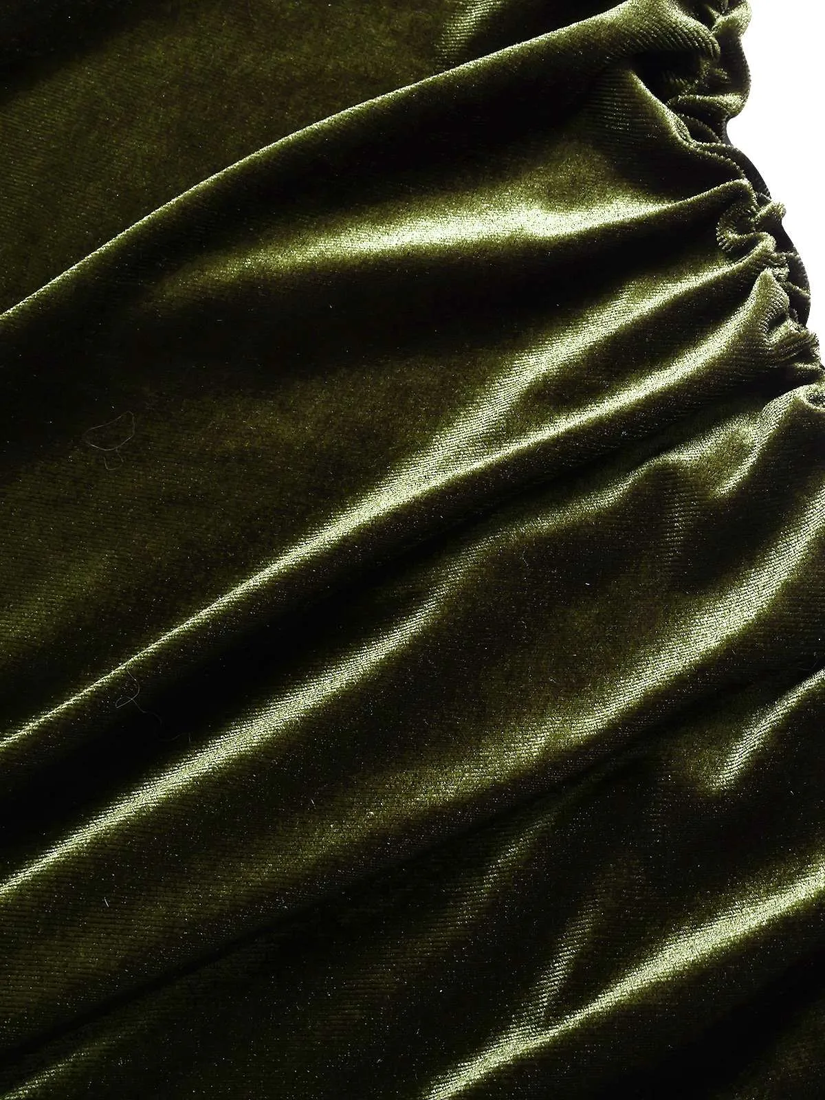 Green 1930s Velvet Pleated Bodycon Dress sold by Retro Stage product image thumbnail 5