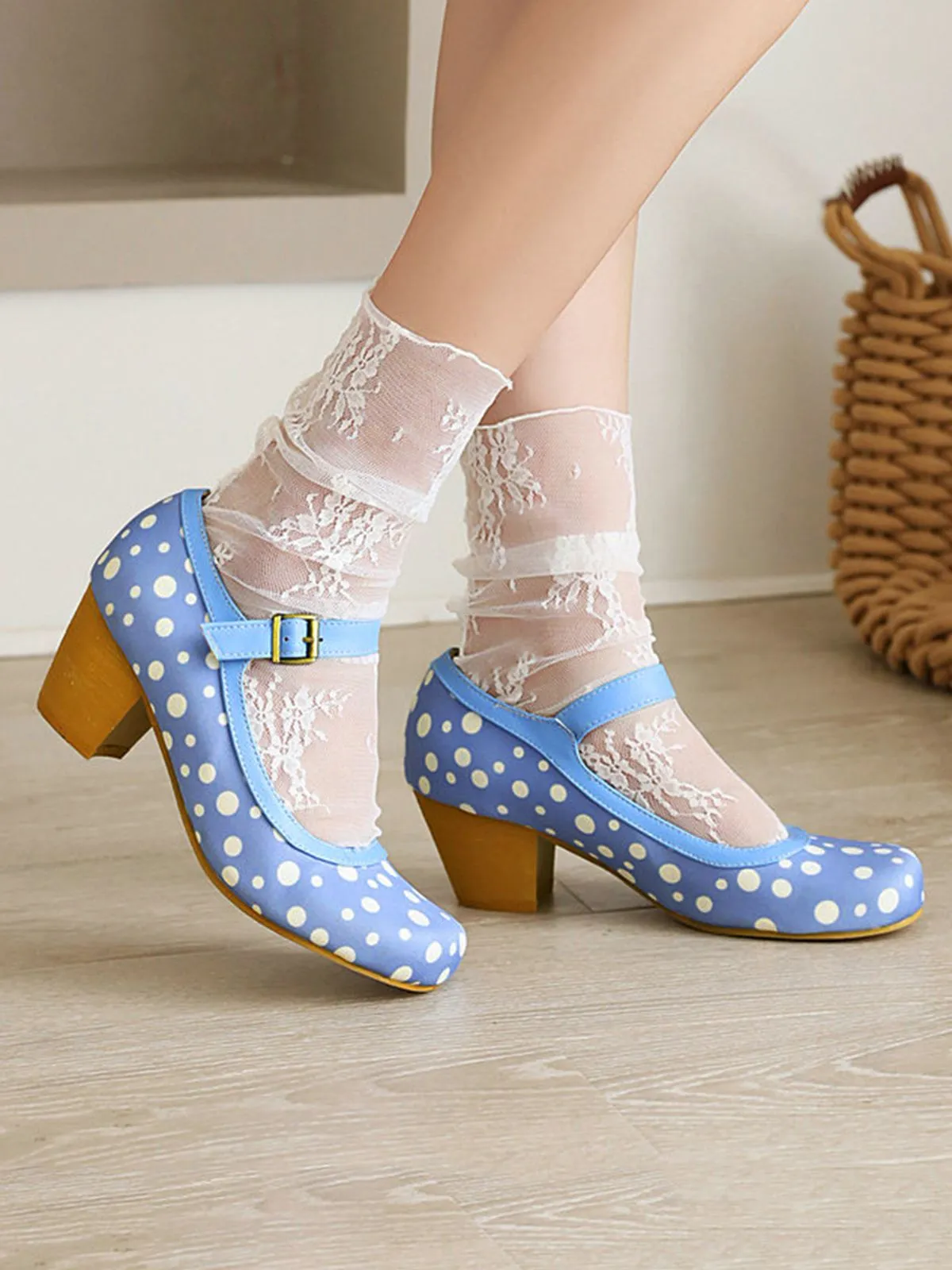 Retro Mid Heels Mary Jane Shoes sold by Retro Stage product image thumbnail 5