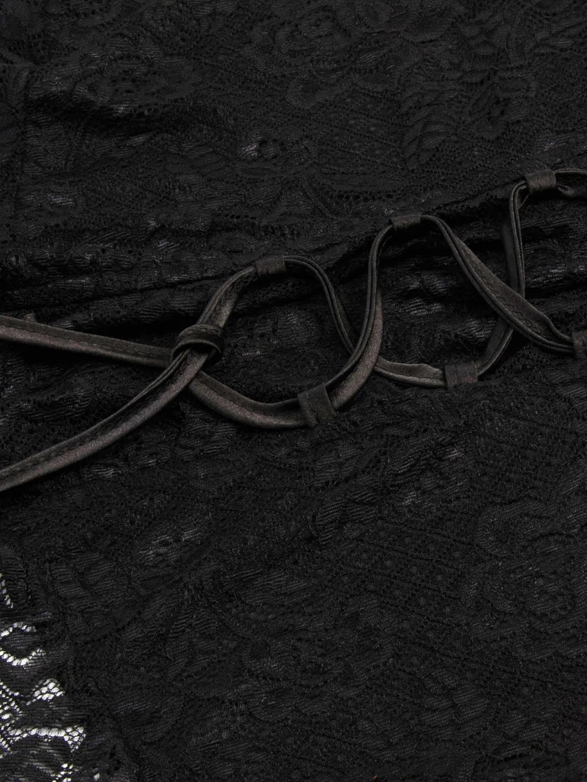 Black 1980s V-Neck Floral Lace Hooded Dress sold by Retro Stage product image thumbnail 3