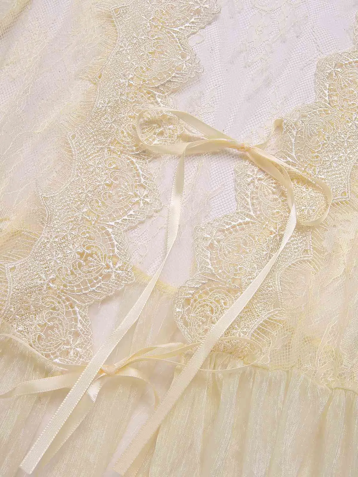 Apricot 1950s Royal Style Lace Trimmed Robe sold by Retro Stage product image thumbnail 3