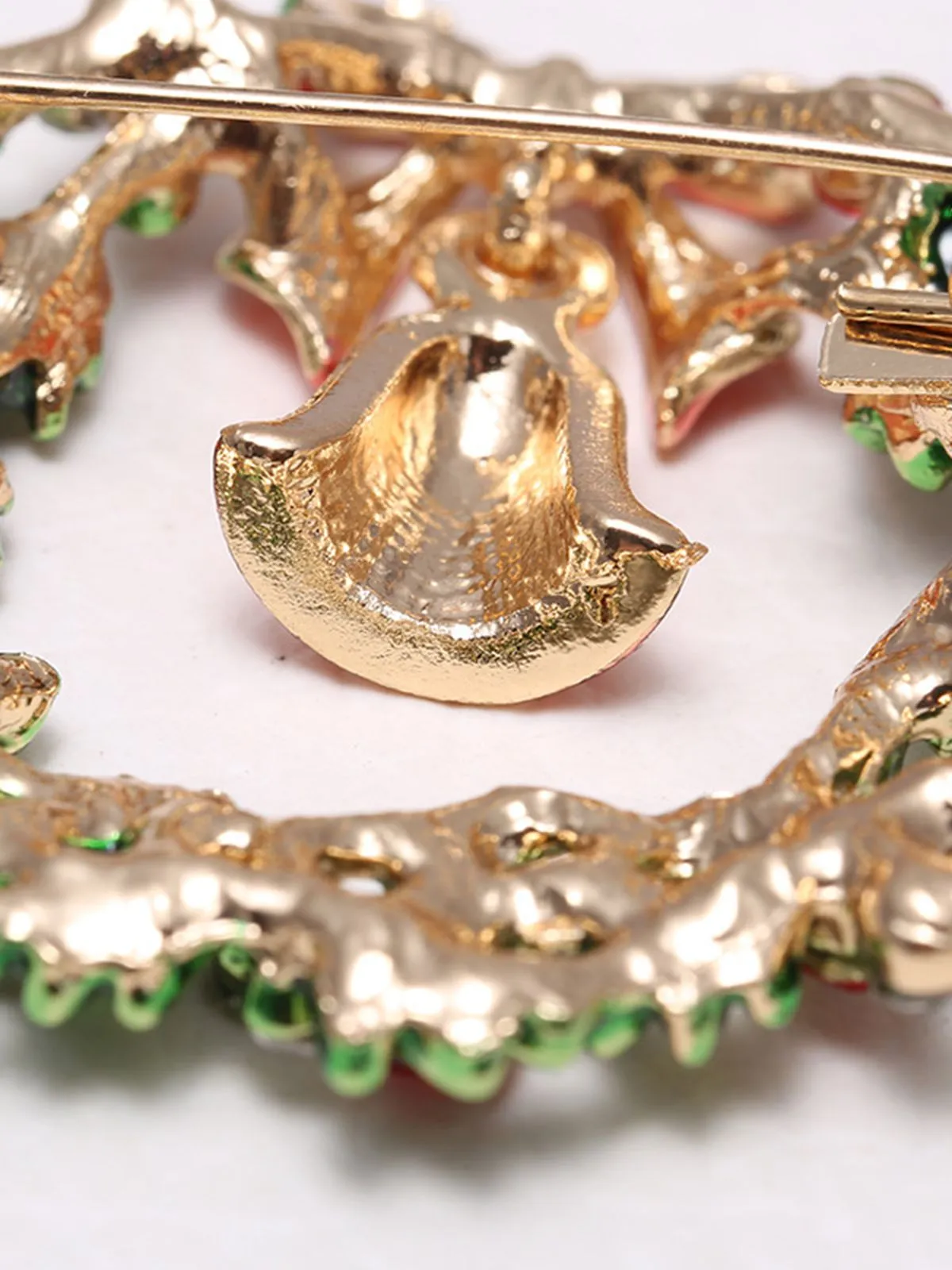 Retro Christmas Wreath Rhinestone Brooch sold by Retro Stage product image thumbnail 3