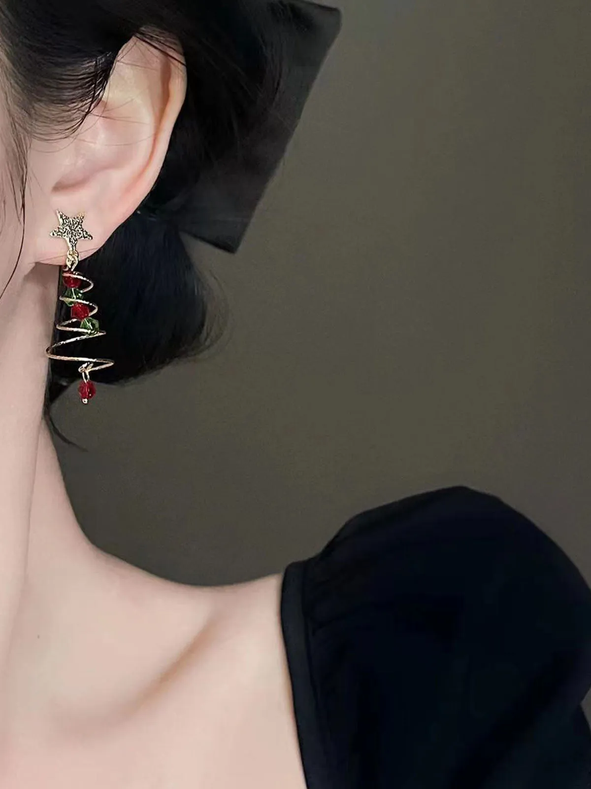 Colorful Christmas Star Crystal Earrings sold by Retro Stage product image thumbnail 3