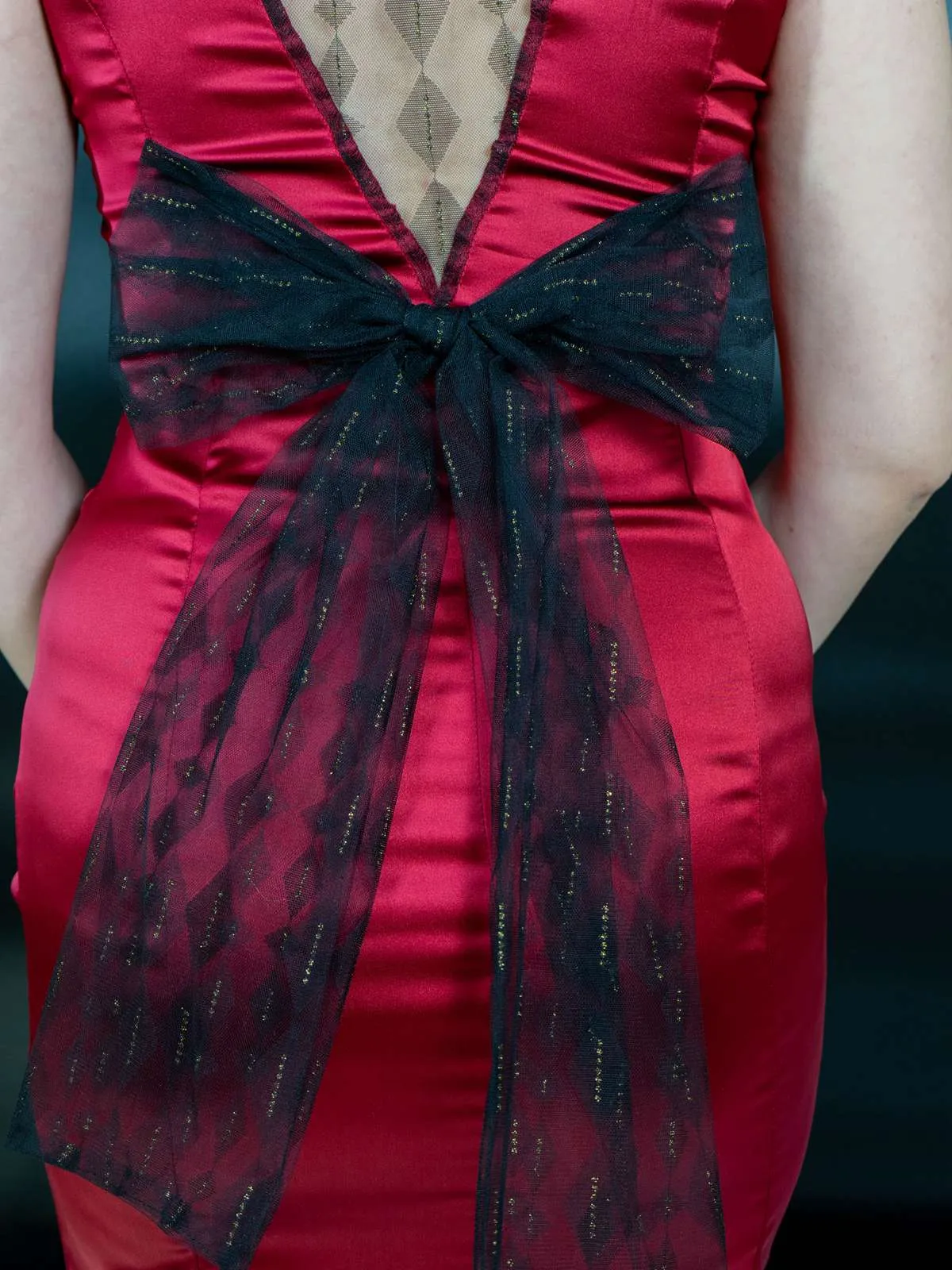 Deep Red 1930s Solid Bow Decor Fishtail Dress sold by Retro Stage product image thumbnail 3