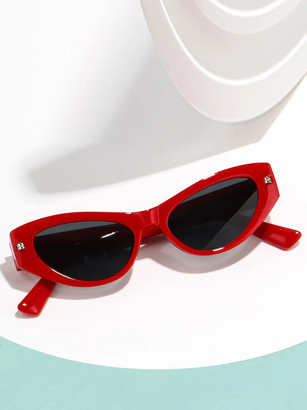 Retro Red Cat Eye Sunglasses sold by Retro Stage product image thumbnail 3