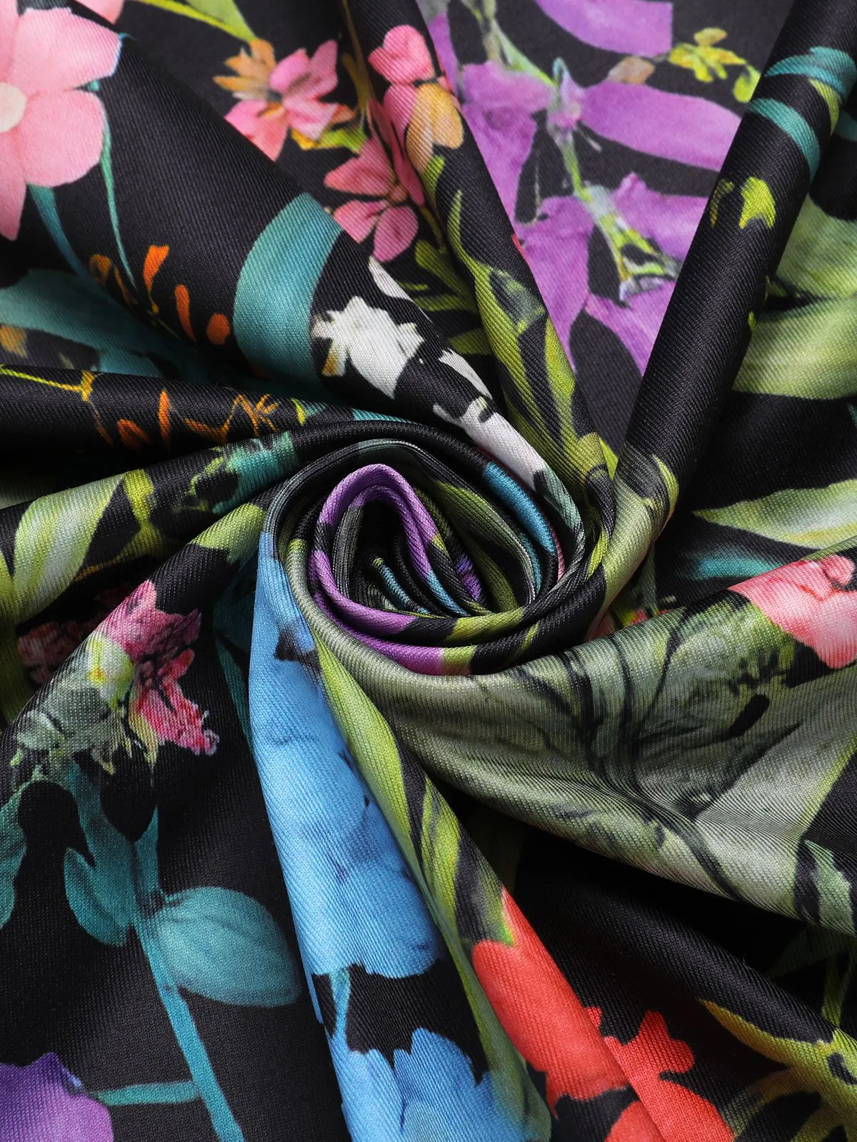 Black 1940s Floral Shirt Neck Belt Dress sold by Retro Stage product image thumbnail 3