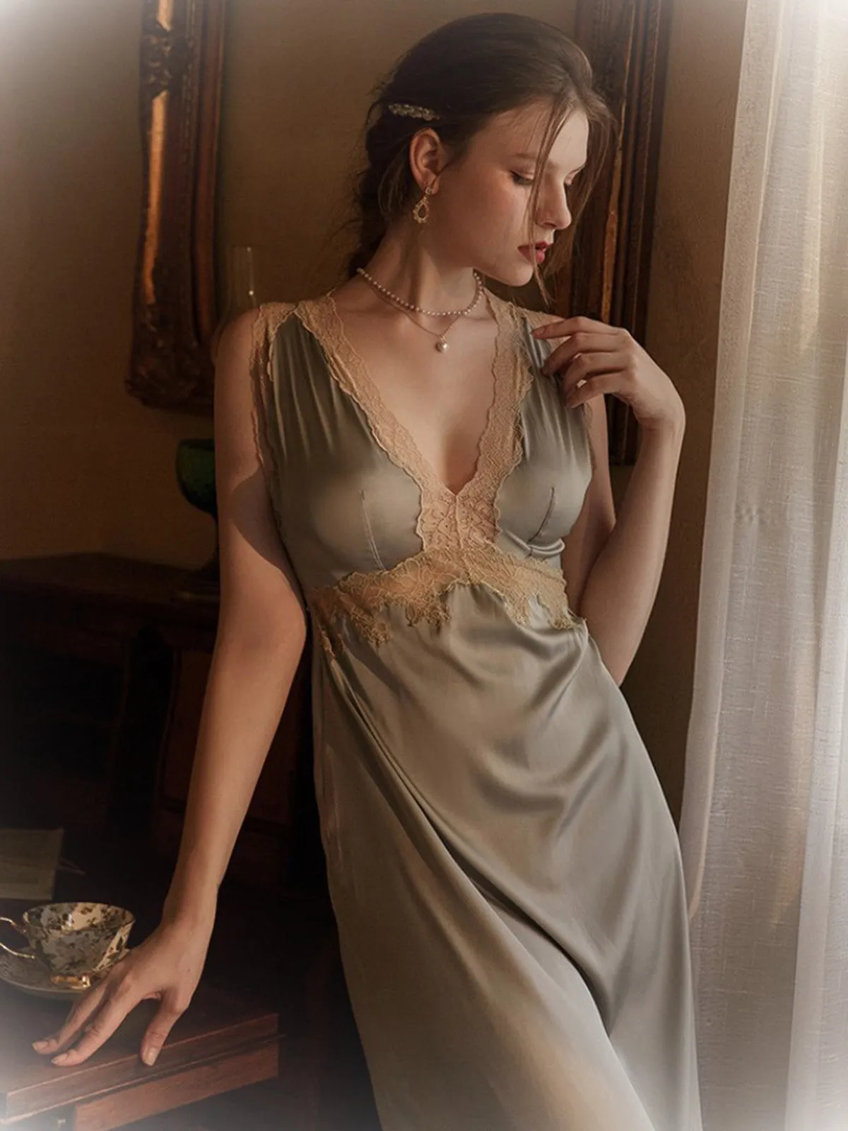 1950s Lace Backless V-Neck Satin Sleepwear sold by Retro Stage product image thumbnail 3