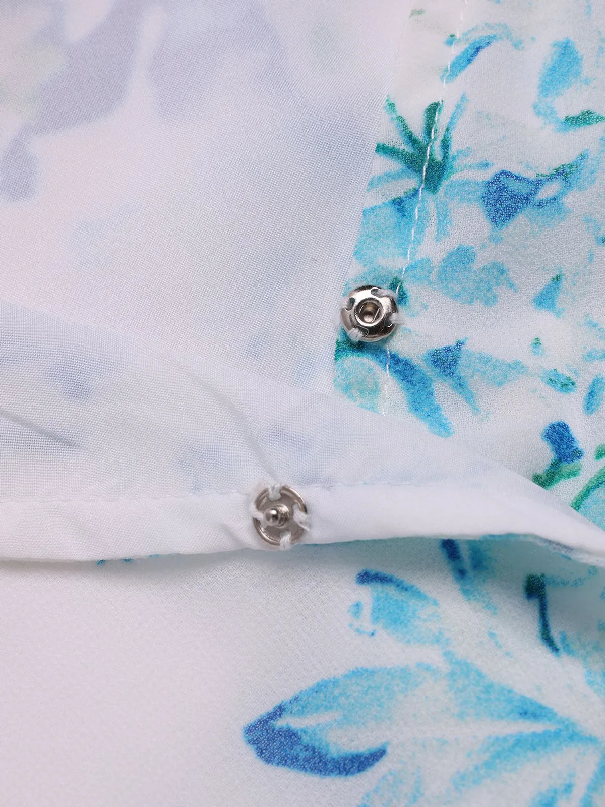 White 1960s Floral Chiffon V-Neck Dress sold by Retro Stage product image thumbnail 5