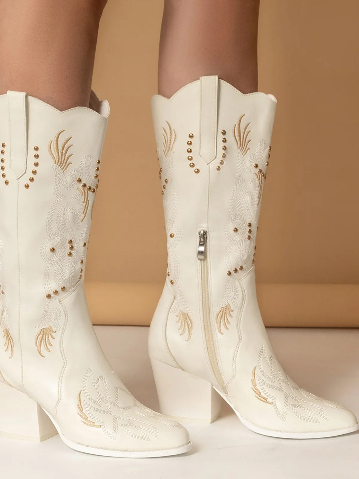 White Embroidered Flower Leather Cowboy Boots sold by Retro Stage product image thumbnail 2