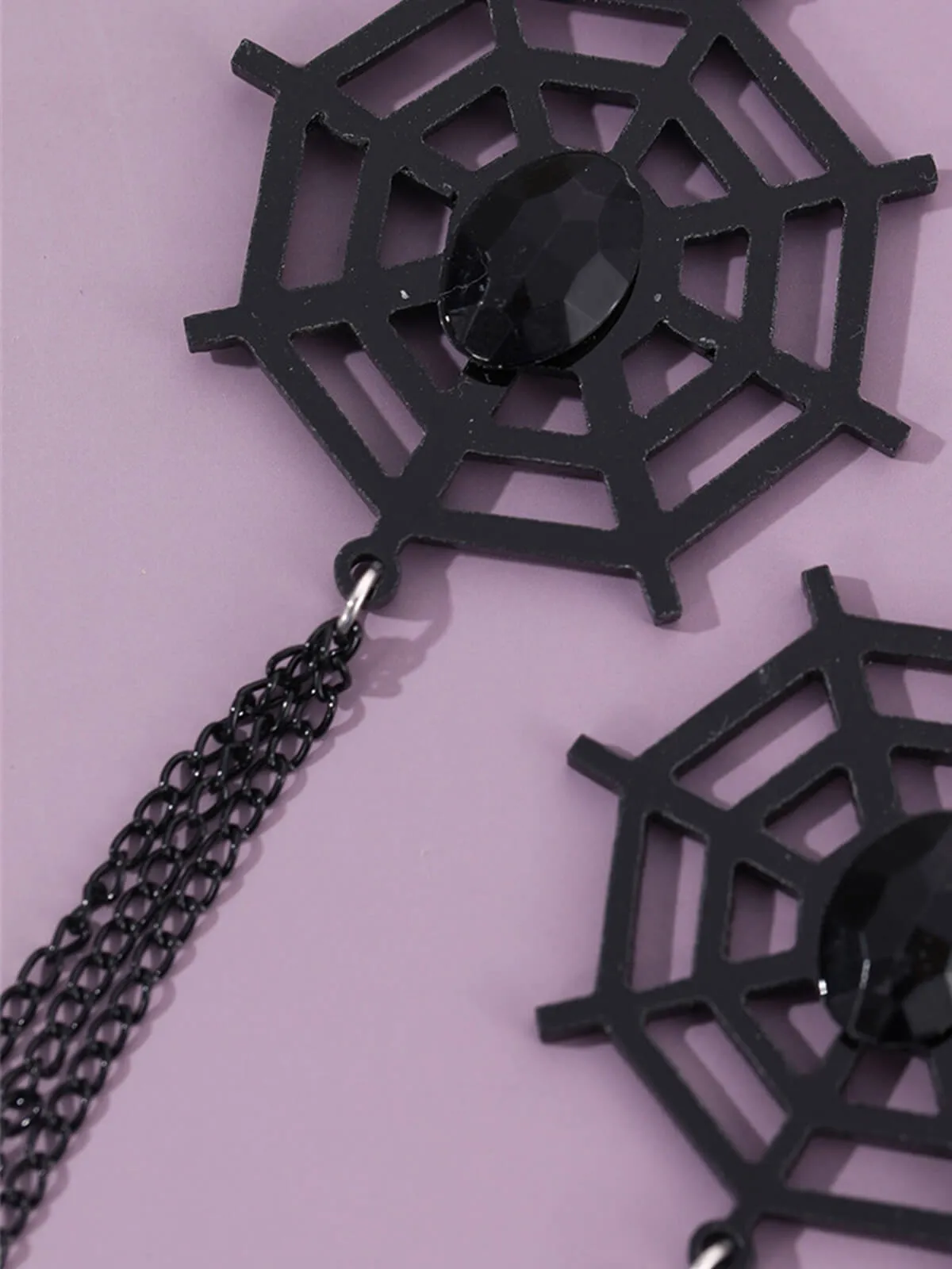 Vintage Black Spider Web Dangle Earrings sold by Retro Stage product image thumbnail 4