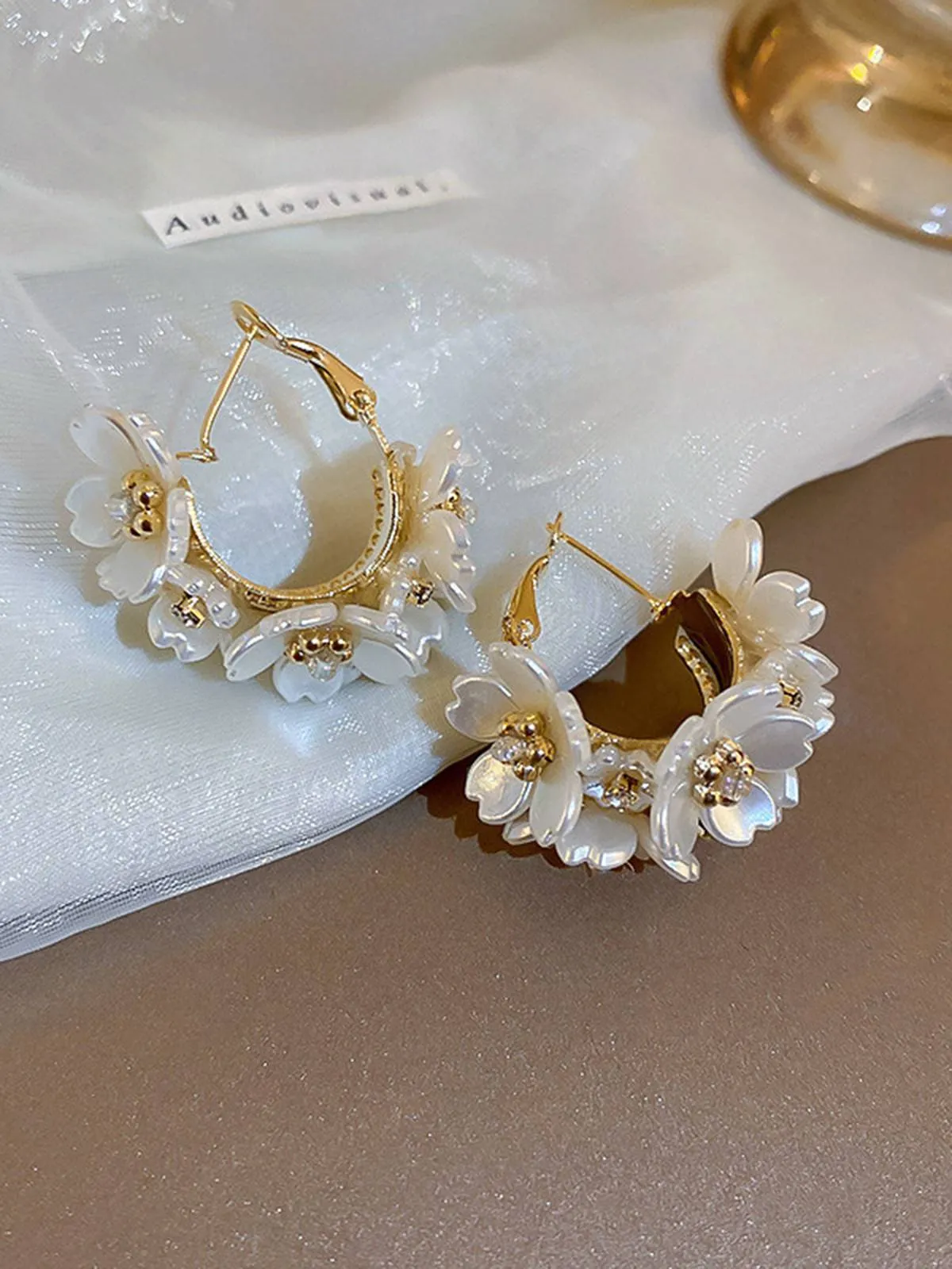 White 3D-Flower Pearl Earrings sold by Retro Stage product image thumbnail 3