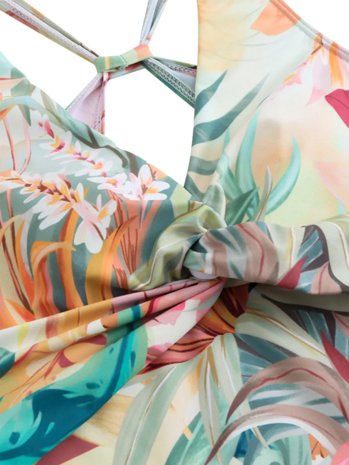 1940s Floral V-Neck Tie-Waist Swimsuit sold by Retro Stage product image thumbnail 3