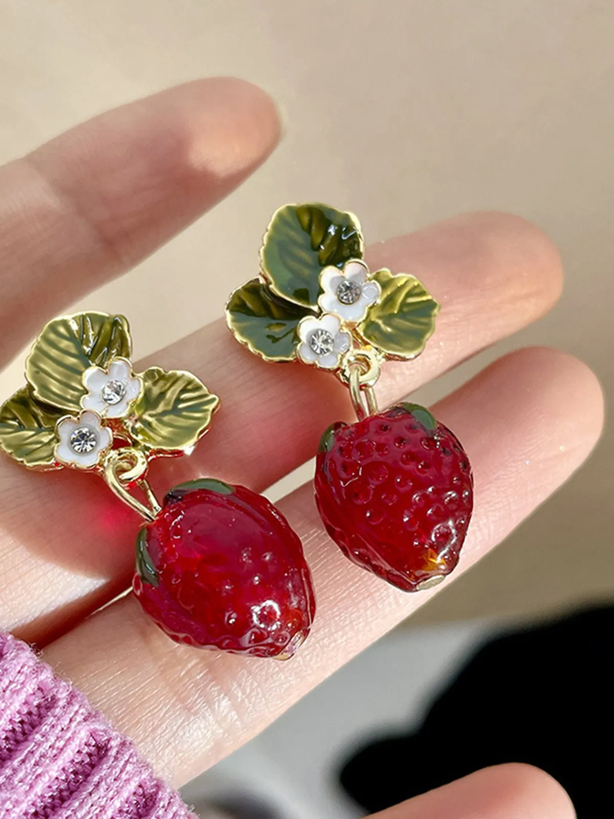 Retro Rhinestone Strawberry Dangle Earrings sold by Retro Stage product image thumbnail 4