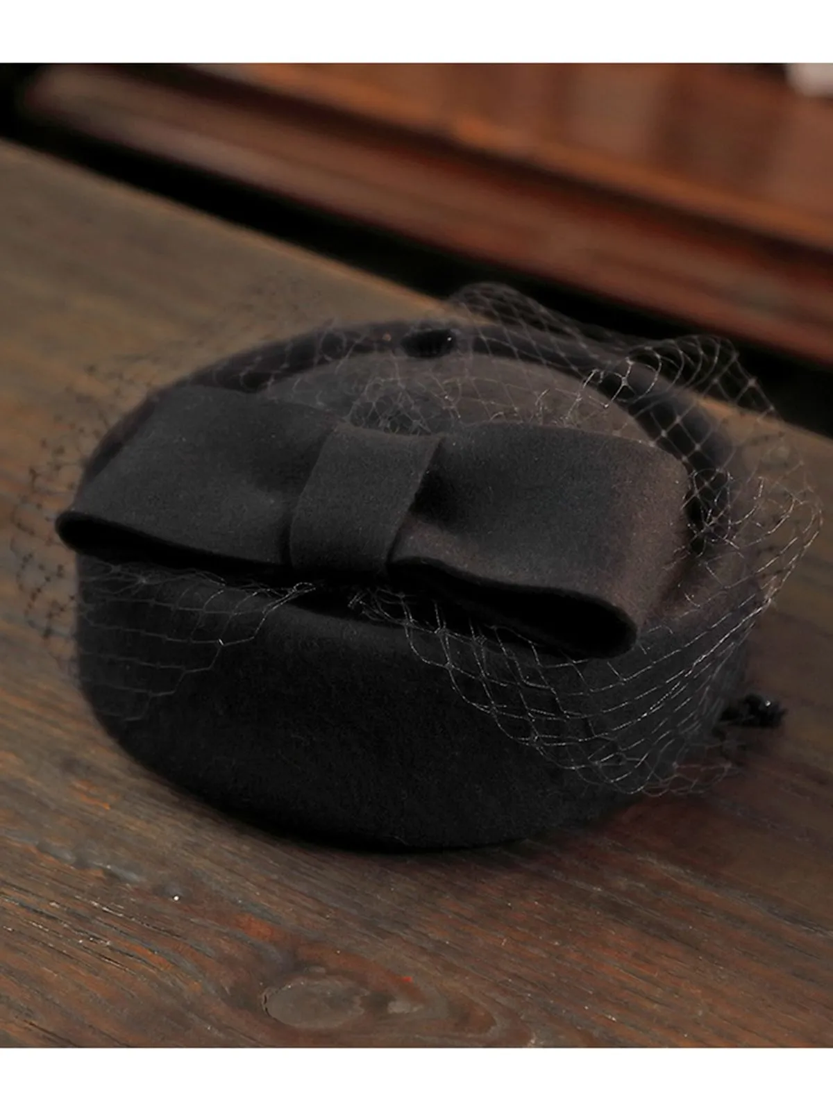 Retro Bow Mesh Wooled Dress Hat sold by Retro Stage product image thumbnail 4