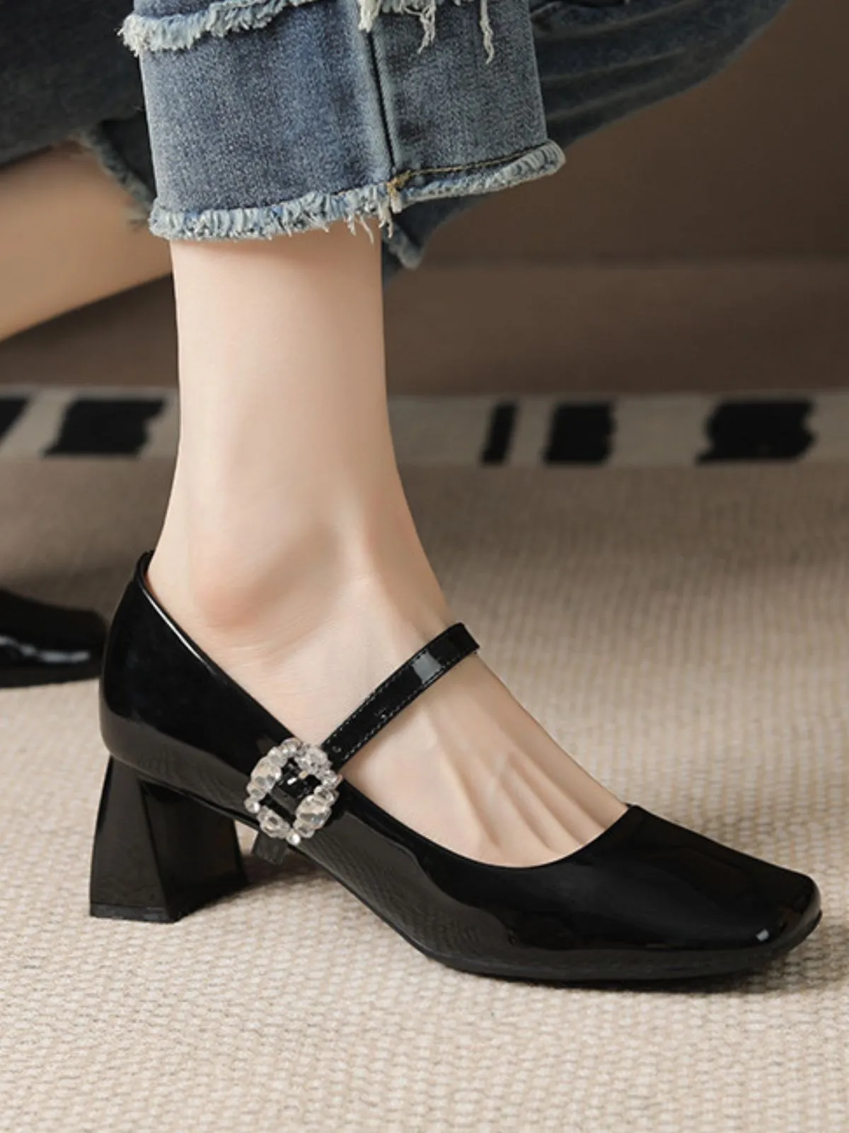 Retro Glossy Leather Chunky Heel Shoes sold by Retro Stage product image thumbnail 3