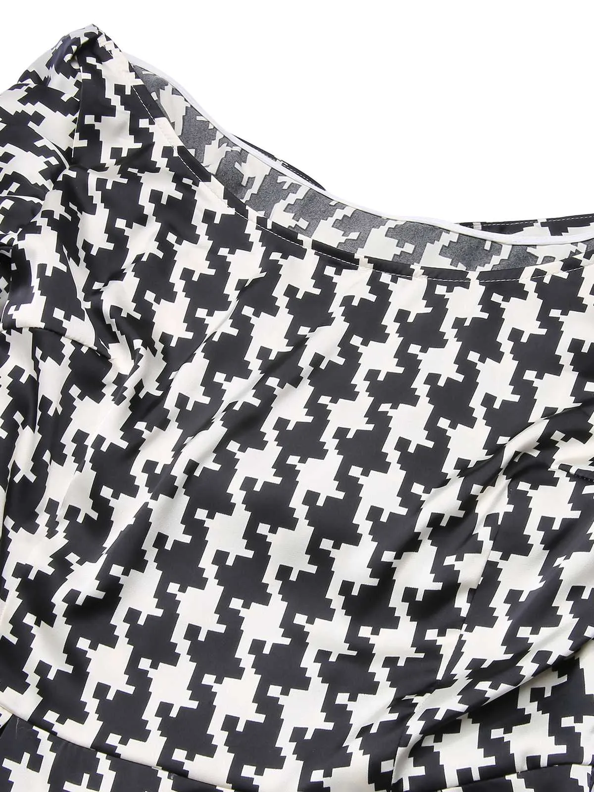 Black 1950s Houndstooth Short Sleeve Belted Dress sold by Retro Stage product image thumbnail 5