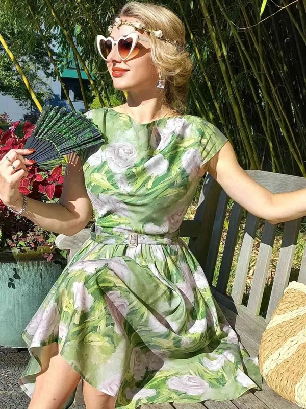 Green 1960s Oil-Painting Rose Dress sold by Retro Stage