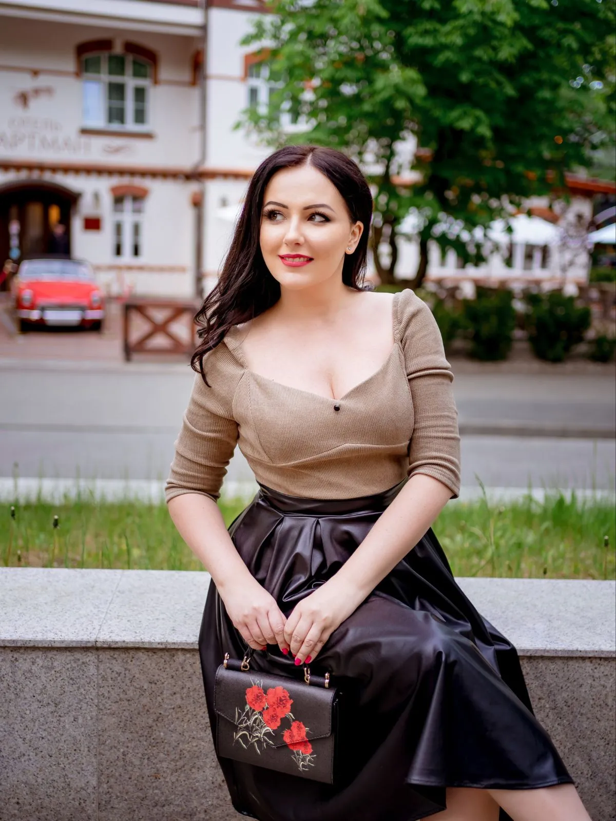 Khaki 1950s Knitted Leather Patchwork Dress sold by Retro Stage product image thumbnail 3