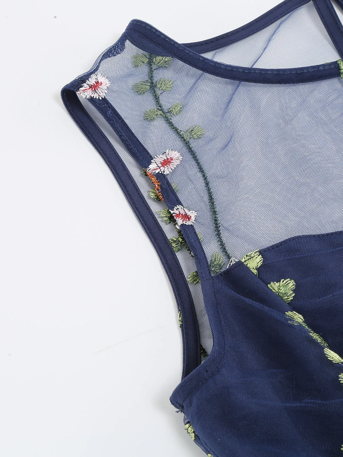 1950s Flower Gauze Sleeveless Swing Dress sold by Retro Stage product image thumbnail 4