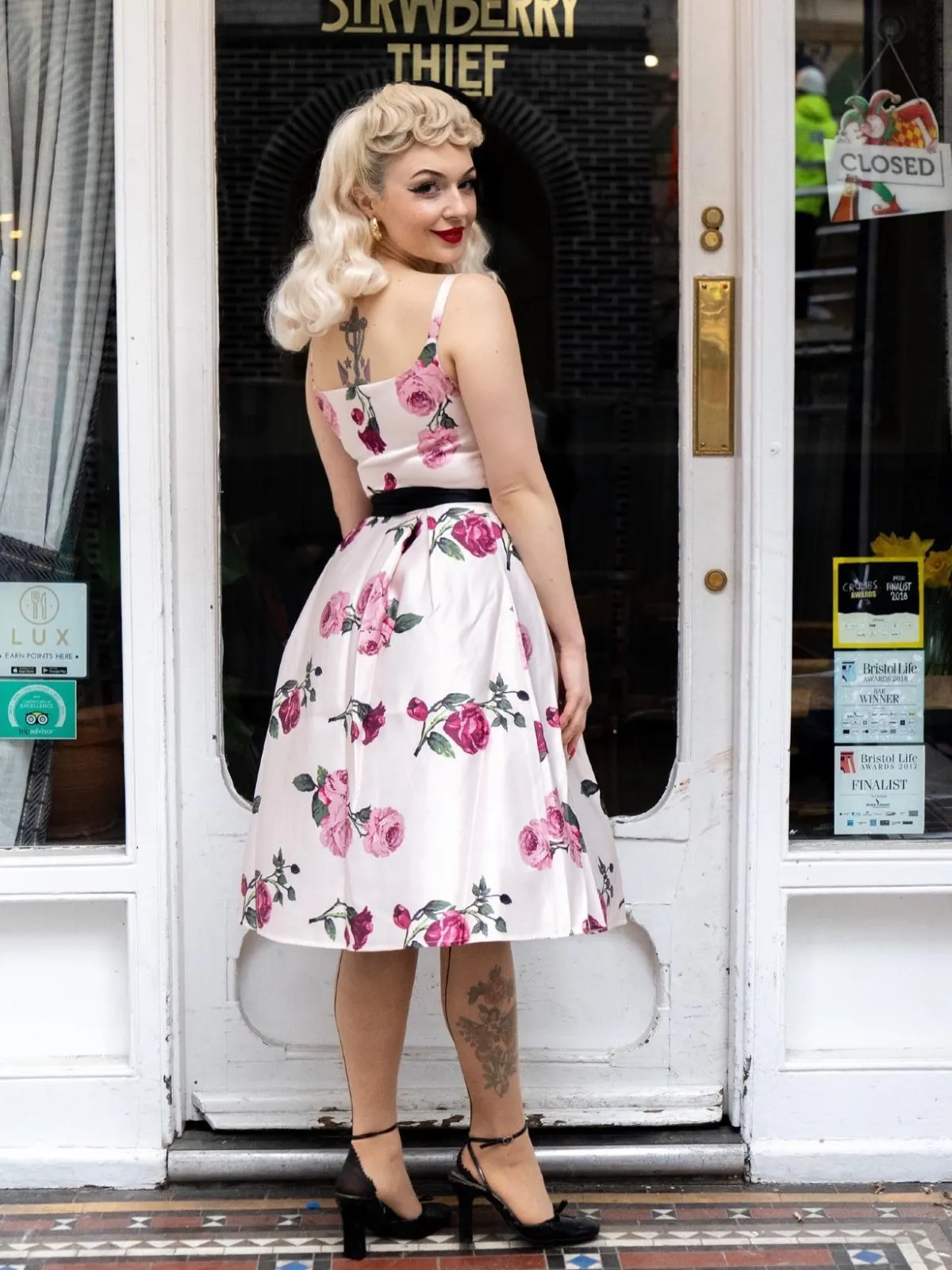 Pink 1950s Rose Floral Swing Dress sold by Retro Stage product image thumbnail 4