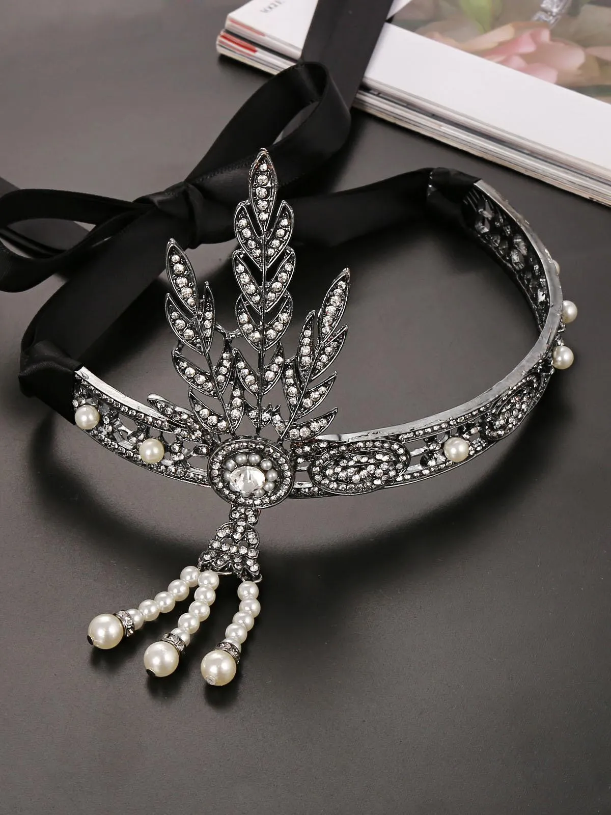 Black 1920s Leaf Flapper Headband sold by Retro Stage product image thumbnail 2