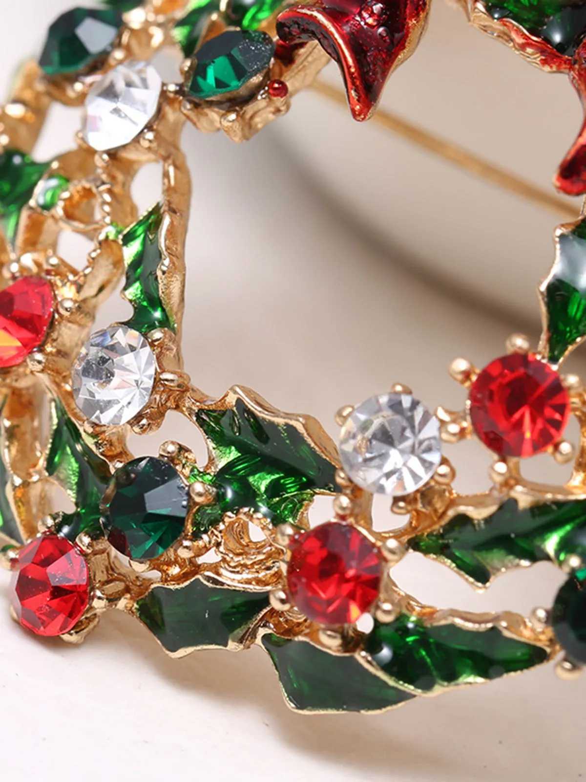 Retro Christmas Wreath Rhinestone Brooch sold by Retro Stage product image thumbnail 2