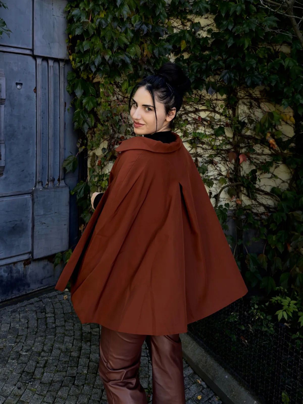 Camel Color 1940s Lapel Cape Coat sold by Retro Stage product image thumbnail 2