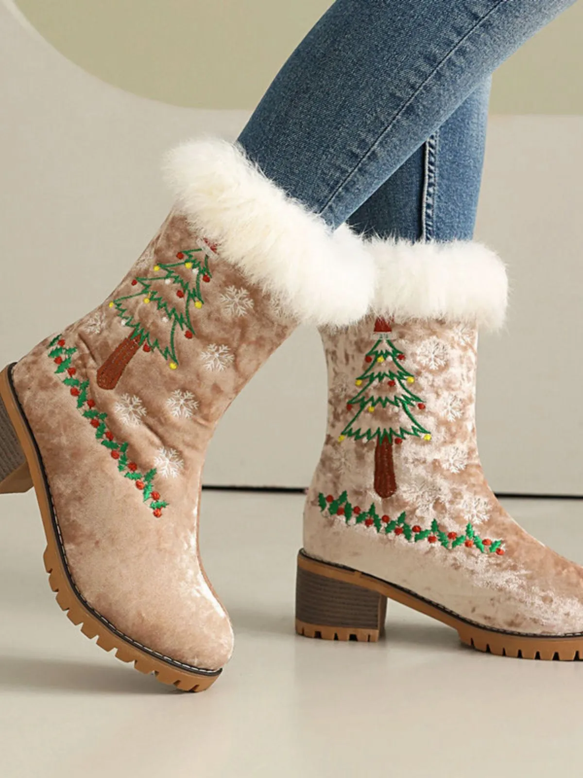 Vintage Christmas Tree Snowflake Plush Chunky Heel Boots sold by Retro Stage product image thumbnail 4