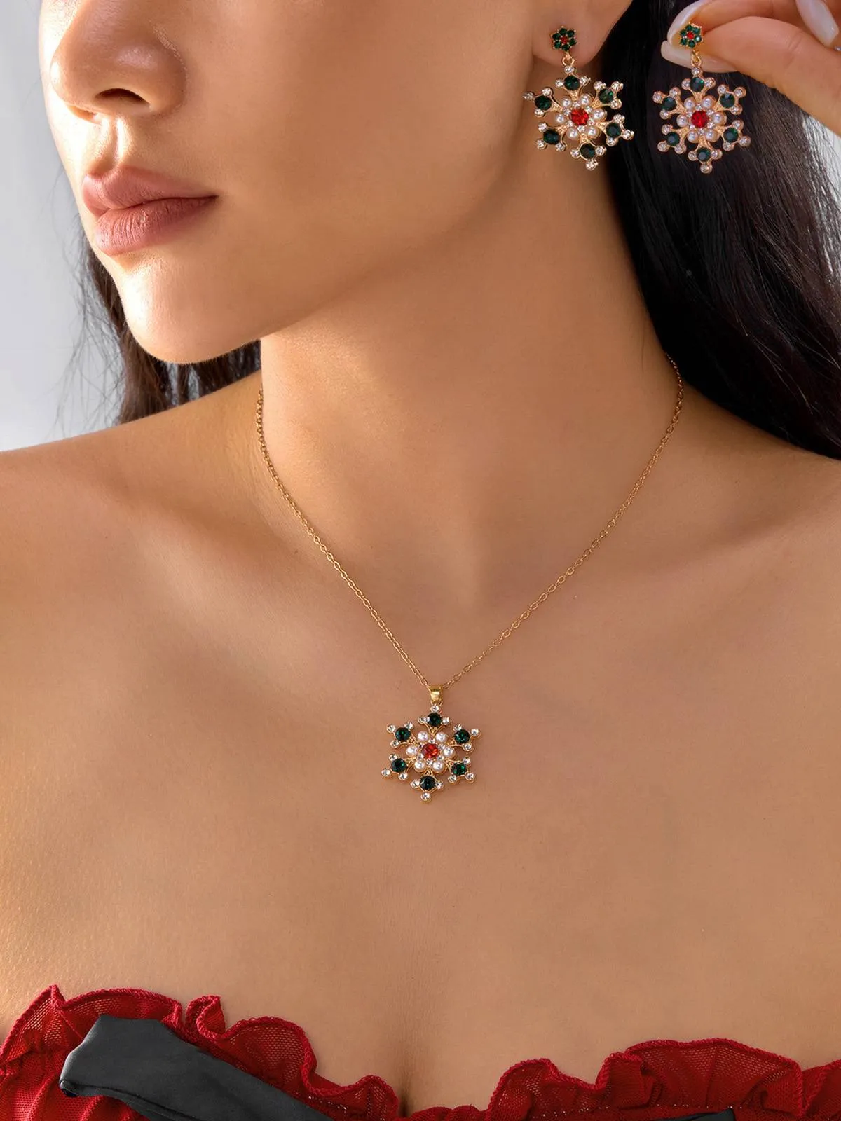 Vintage Snowflake Necklace & Earring Jewelry Set sold by Retro Stage product image thumbnail 2