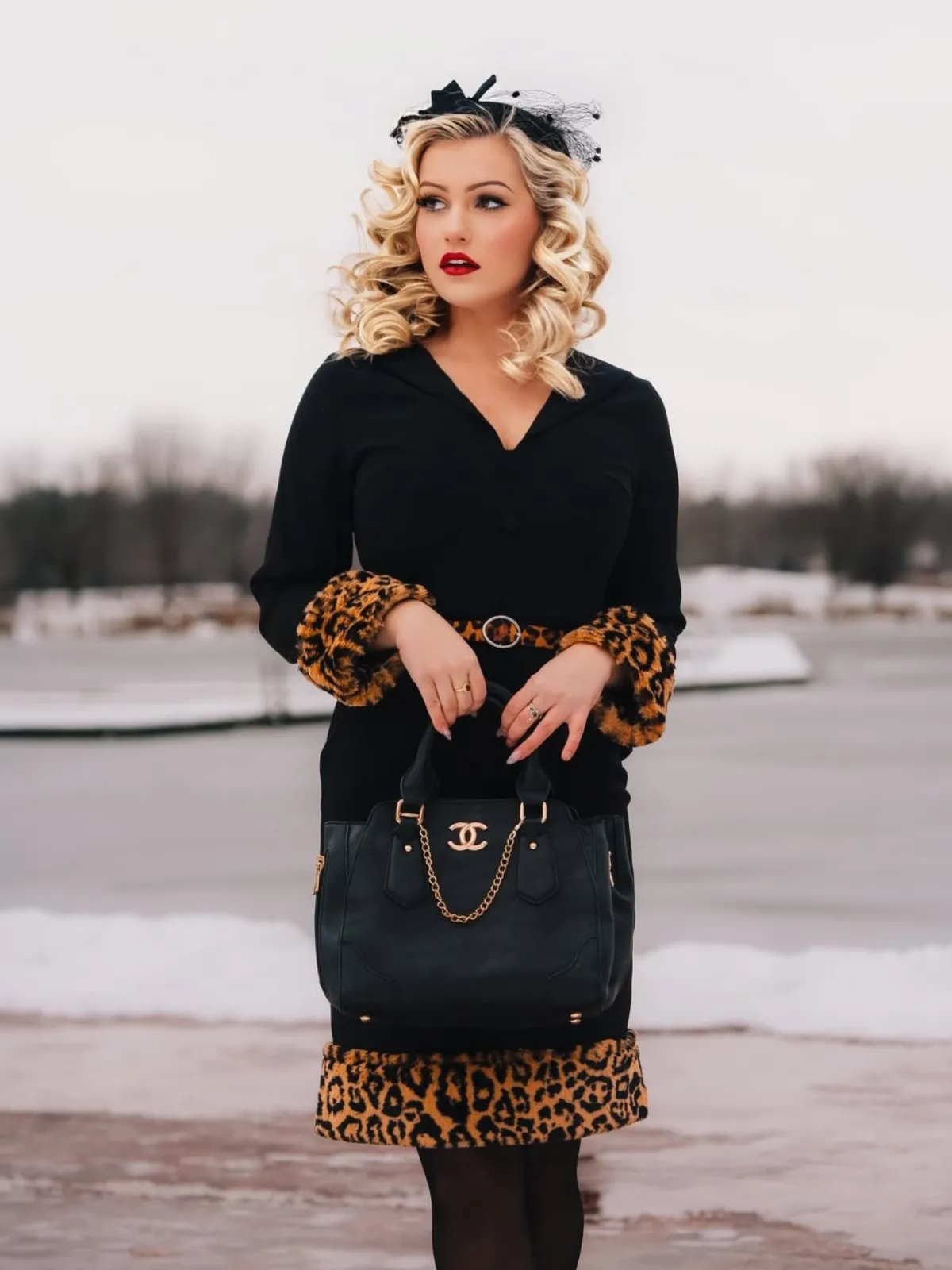 Black 1960s Leopard Plush V-Neck Pencil Dress sold by Retro Stage product image thumbnail 5