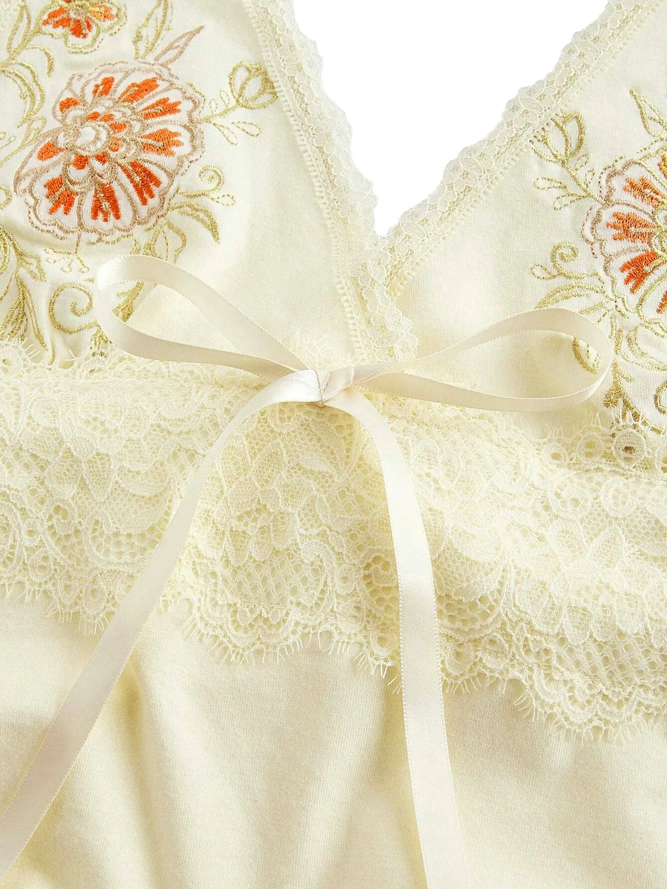 Ivory 1980s Embroidered Lace Floral Halter Top sold by Retro Stage product image thumbnail 5
