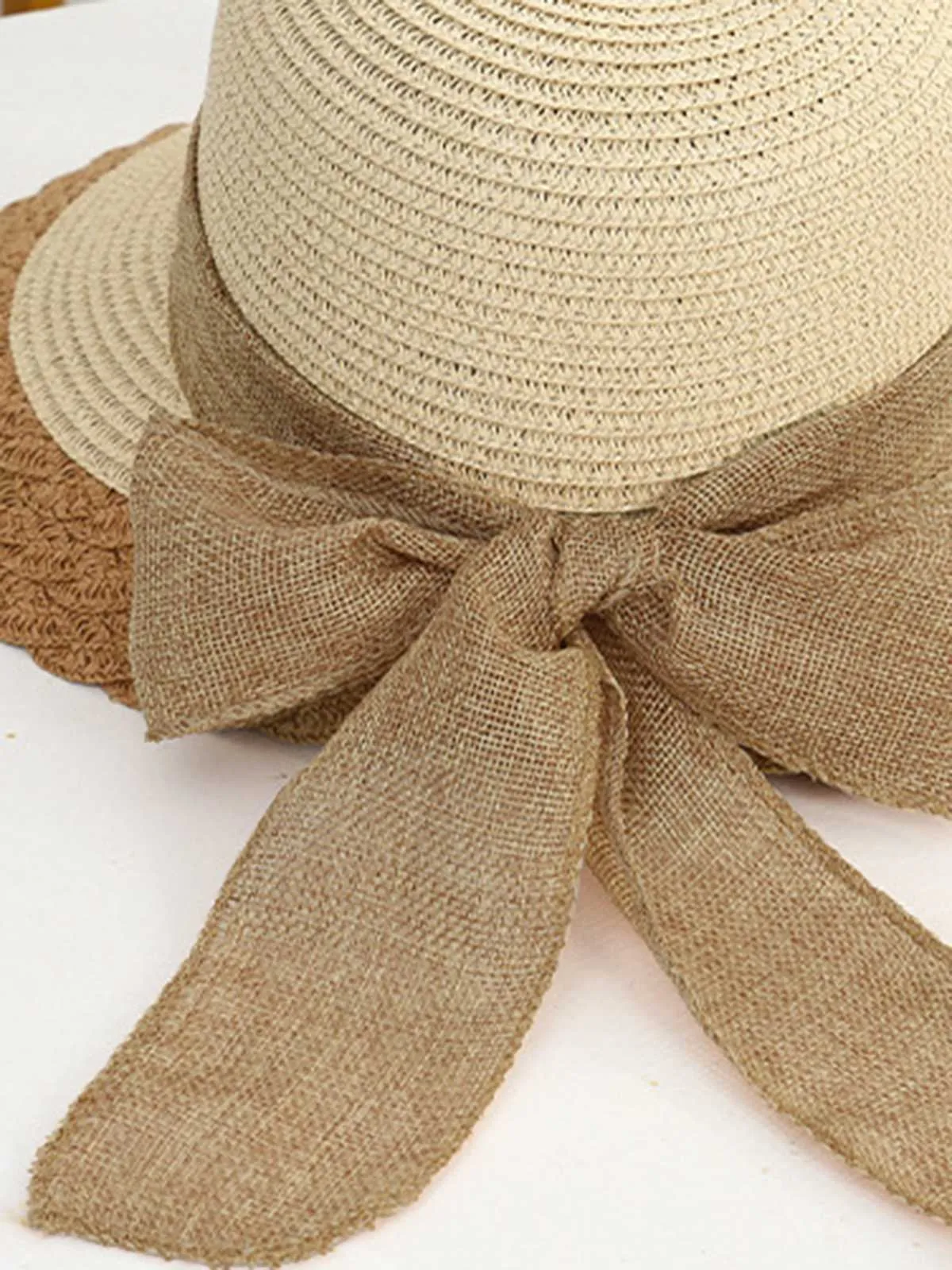 Vintage Two-Tone Straw Sun Hat sold by Retro Stage product image thumbnail 4