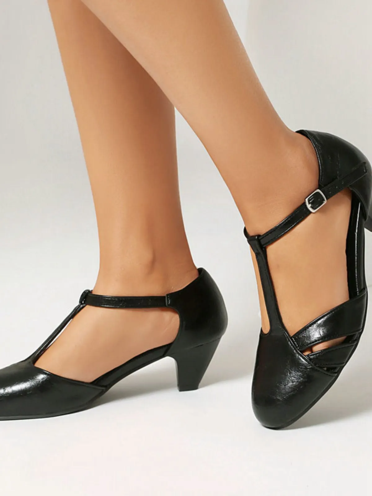 Vintage Closed Toe T-Strap Side Cutout Medium Heels sold by Retro Stage product image thumbnail 5