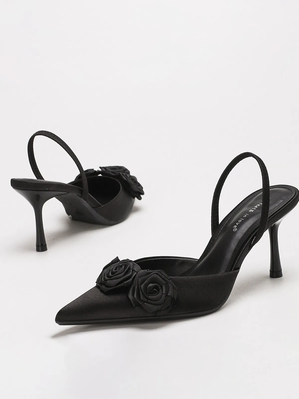 Vintage 3D Rose Pointed-Toe High Heel Pumps sold by Retro Stage product image thumbnail 3