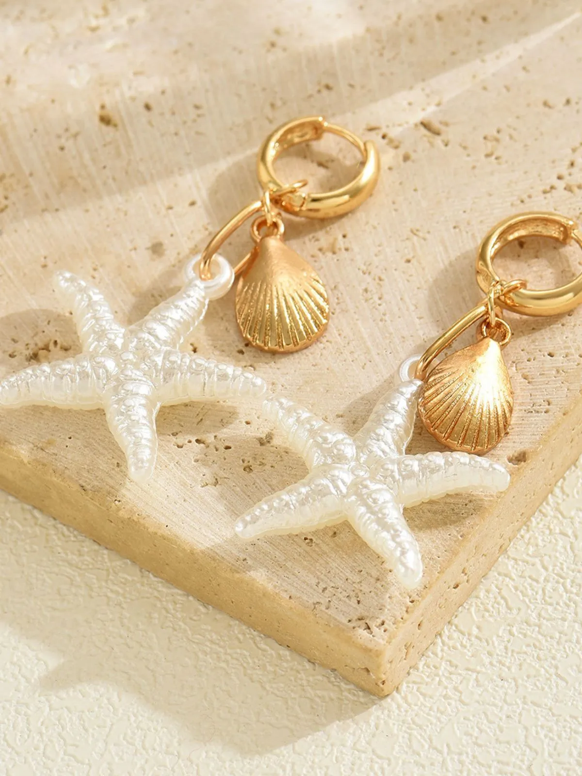 Gold Vacation Style Starfish Earrings sold by Retro Stage product image thumbnail 4