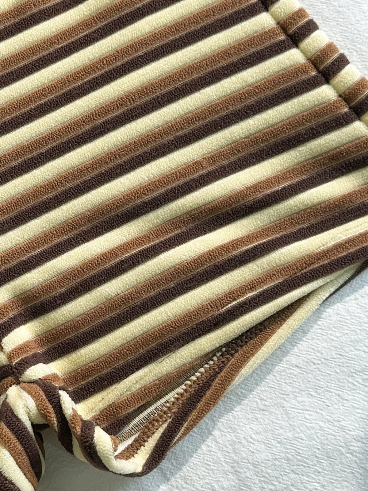 2PCS Brown 1950s Striped Terry Halter Bikini & Shorts sold by Retro Stage product image thumbnail 5