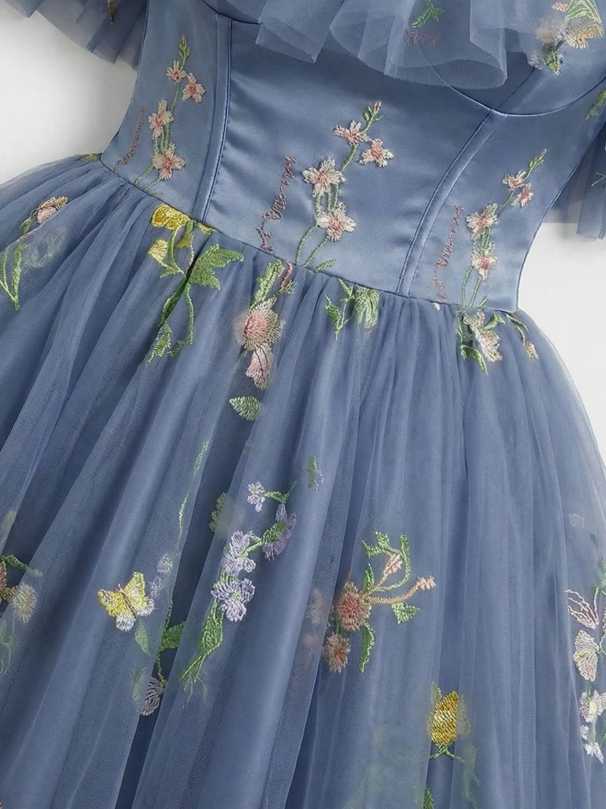 1950s Off-Shoulder Floral Embroidered Mesh Dress sold by Retro Stage product image thumbnail 3