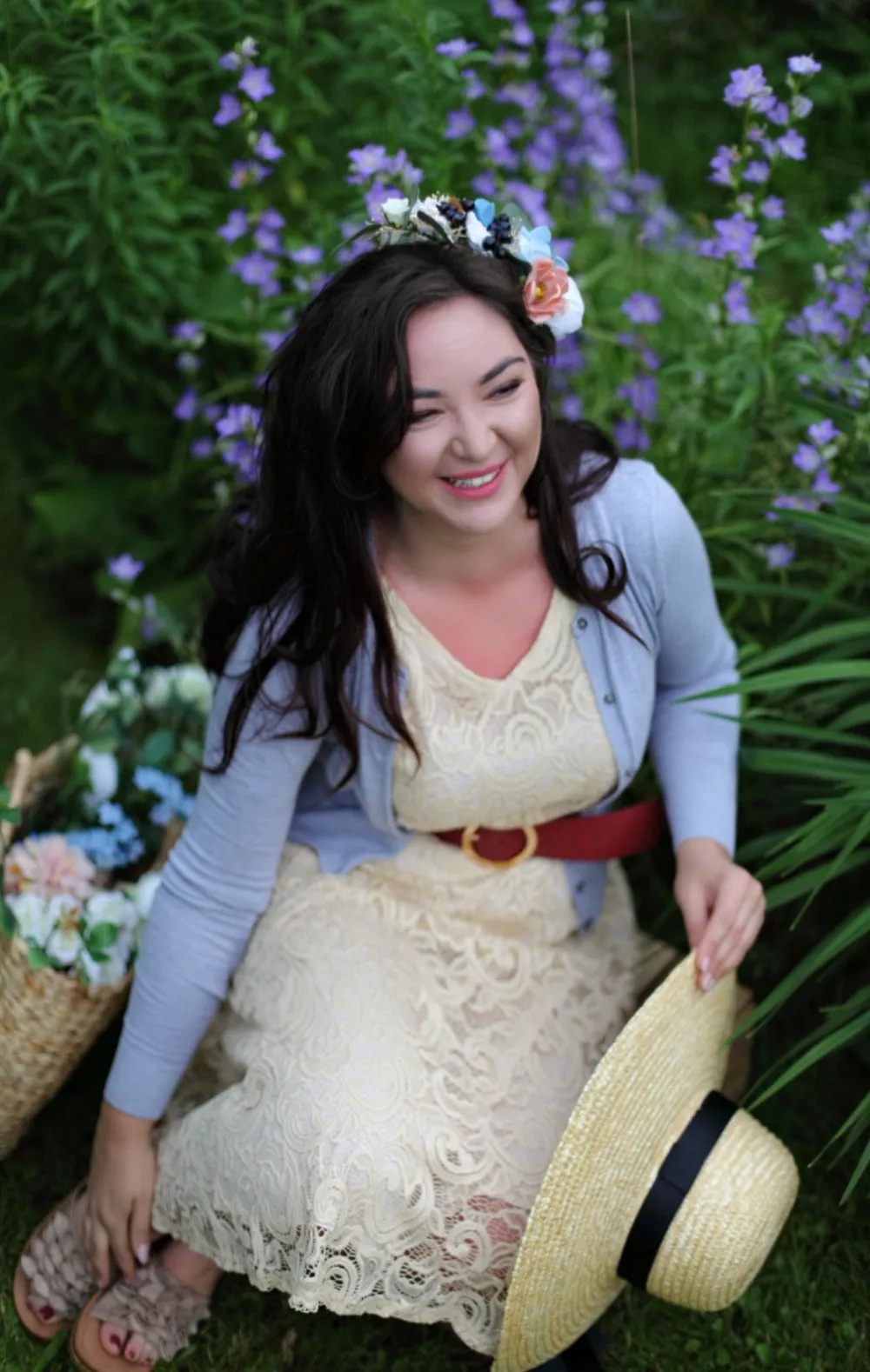 1950s Lace V Neck Bow Dress sold by Retro Stage product image thumbnail 2